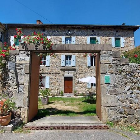 Отель Domaine Sela Saint-Prix  Экстерьер фото